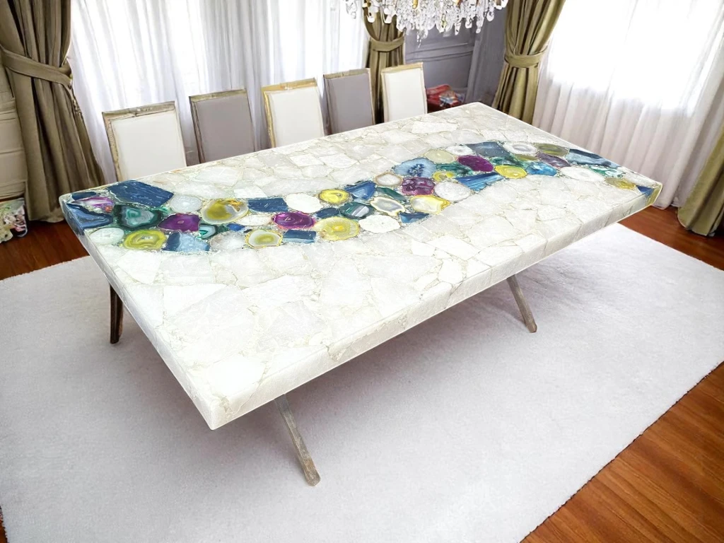 Natural Radiance: Agate Geode Tabletop for Stylish Interiors