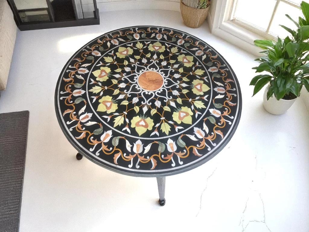 Stunning Marble Top Round Accent Table - Collectible Art